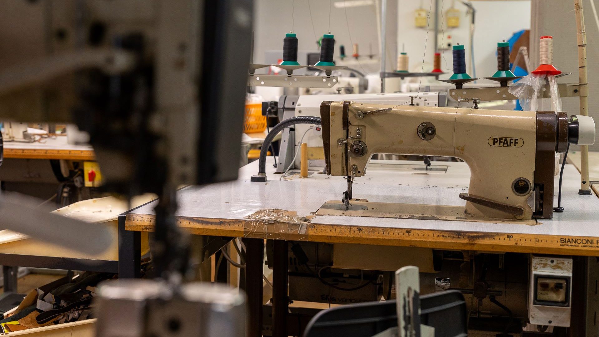 Laboratorio di scarpe  PS Made in Tuscany